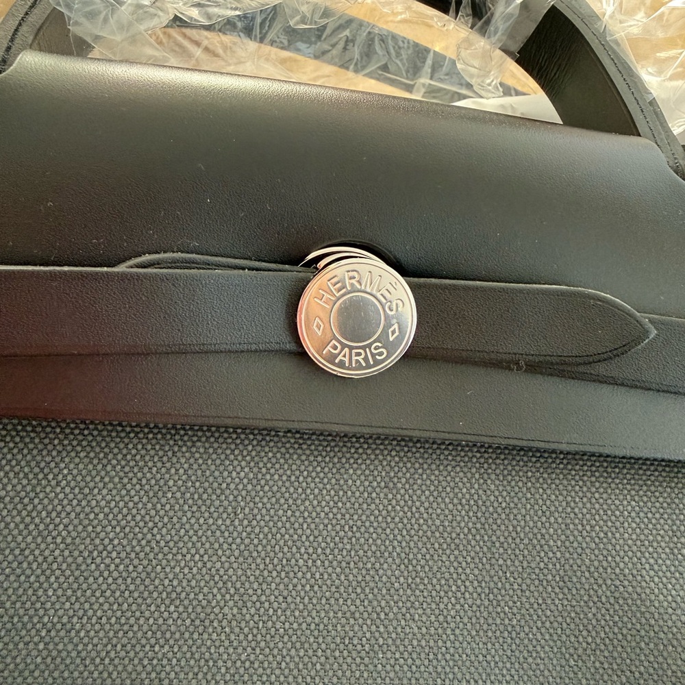 Hermes Herbag 31 Dark Gray Tote Bag with silver hardware - Picture 5 of 12